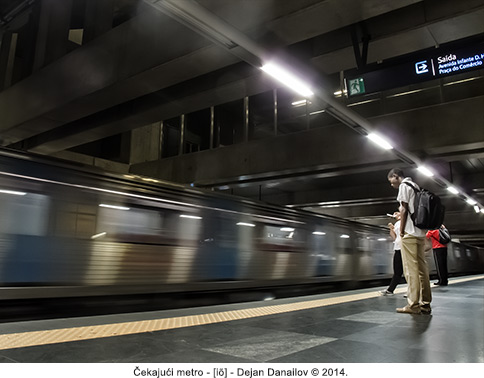 Čekajući metro - [iõ] - Dejan Danailov © 2014.